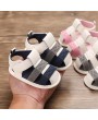 Summer soft soles 0-1 year old baby shoes, soft soles, cloth soles, non-slip, breathable toddler shoes, white and grey, with an inner length of 11cm